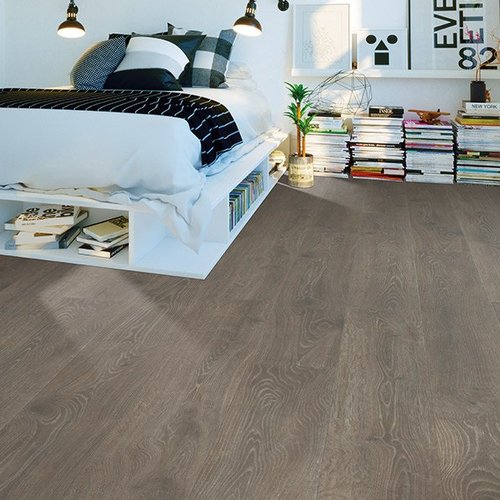 Laminate flooring trends in Norfolk, VA from Custom Carpet & Vinyl